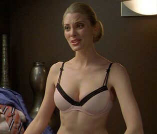 April Bowlby Naked Bra-stuffers & Marvelous Pictures -